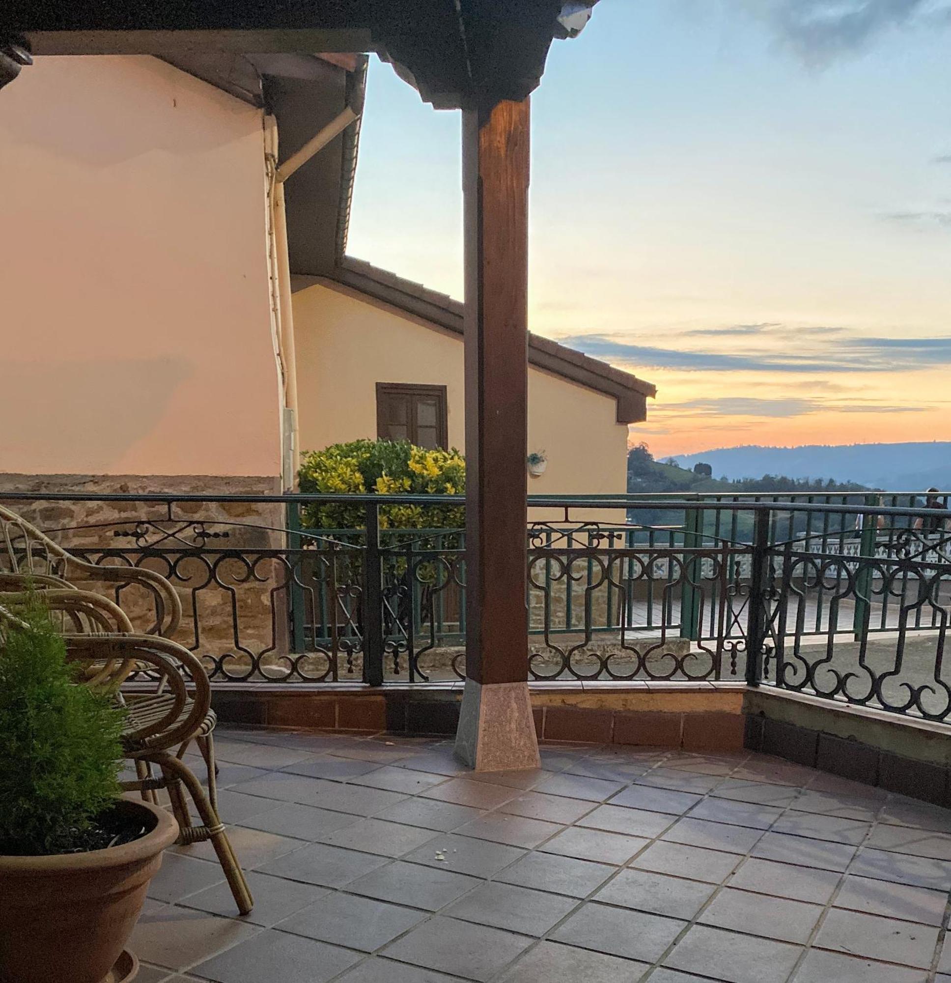 Casa Riola Villa San Martin del Rey Aurelio Bagian luar foto